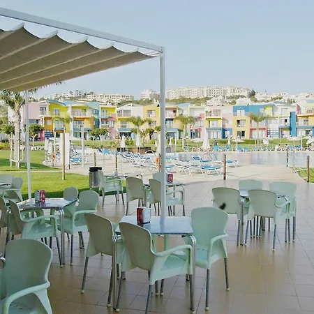 Marina *